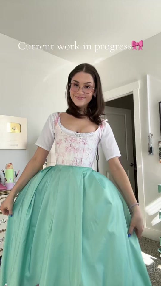 Post 1 by alexandra louise on TikTok (video)