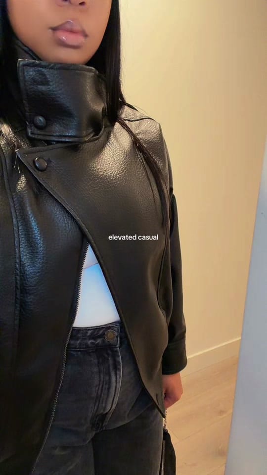 Post 6 by ᴛᴀʏʟᴏʀ ❤︎ on TikTok (video)