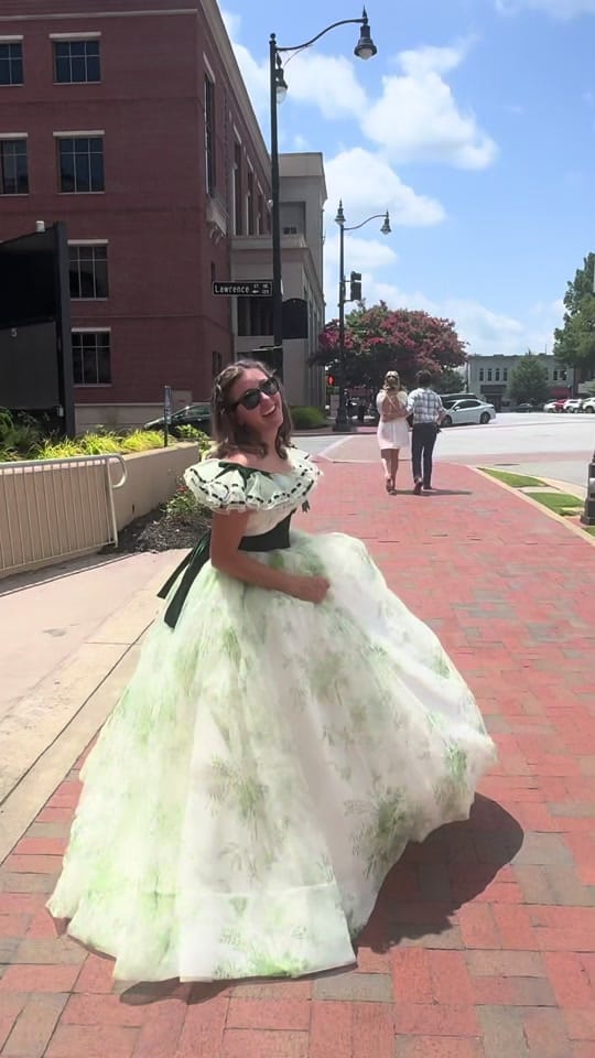 Post 9 by thequeenstaylor on TikTok (video)