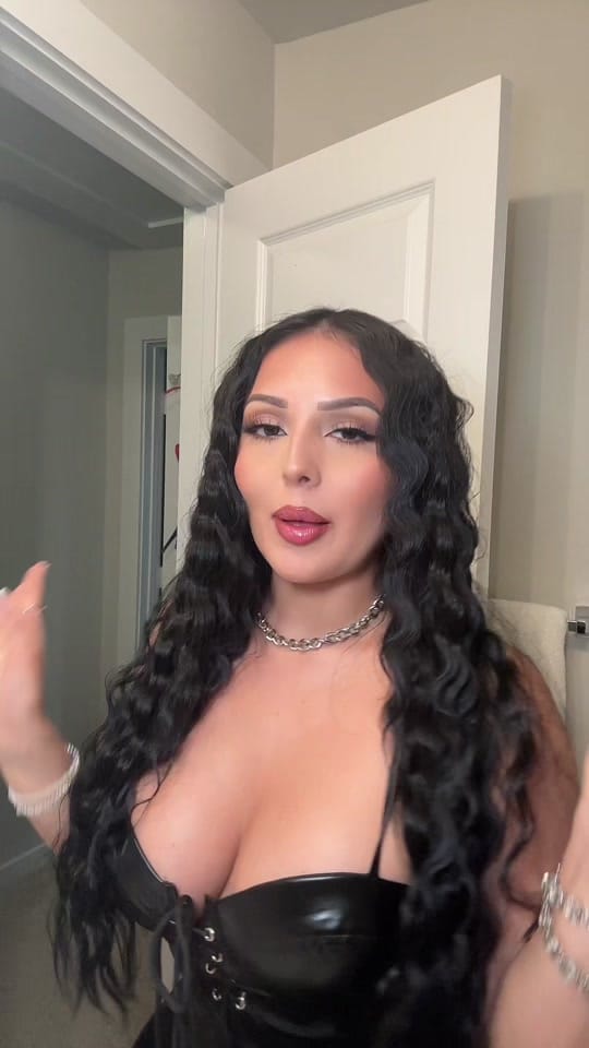 Post 9 by 𝓐𝓼𝓱𝓵𝔂 𝓖 on TikTok (video)