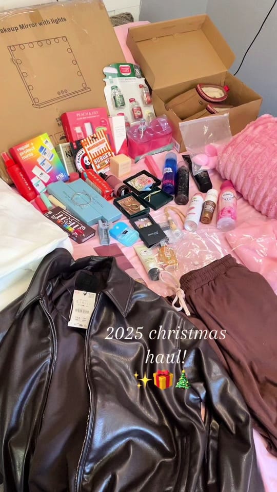 Post 6 by 𝒞 on TikTok (video)
