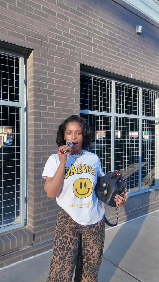 Post 5 by Qureia on TikTok (video)