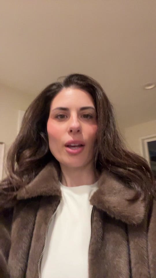 Post 8 by regardingelle on TikTok (video)