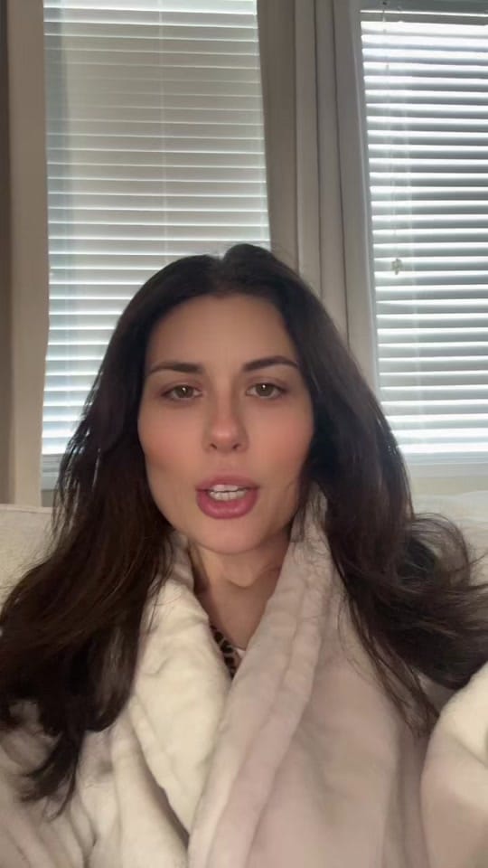 Post 7 by regardingelle on TikTok (video)