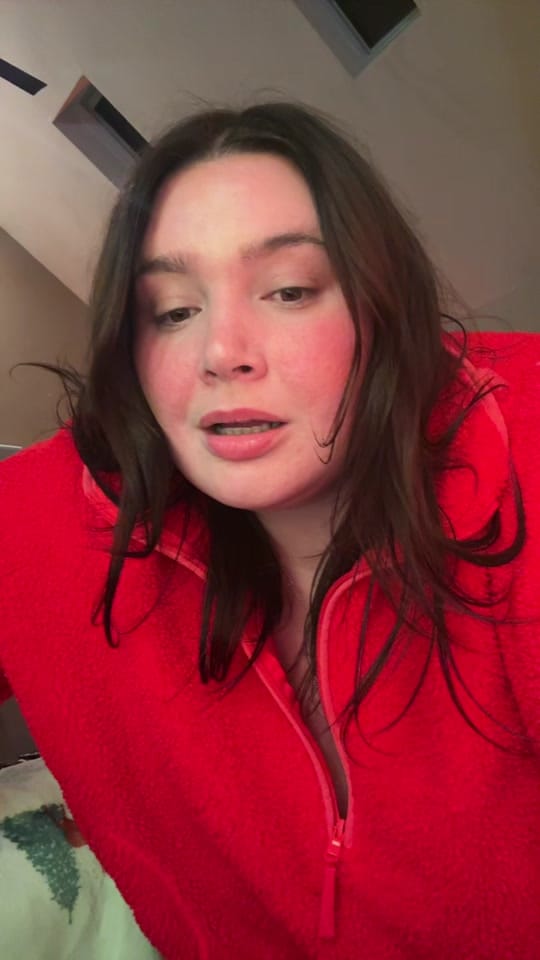 Post 1 by julia on TikTok (video)