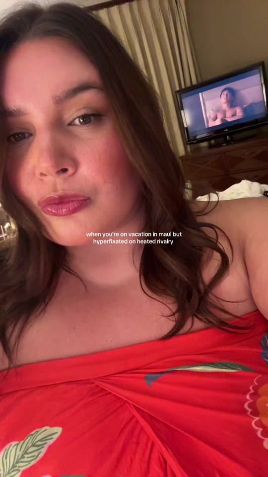 Post 3 by julia on TikTok (video)