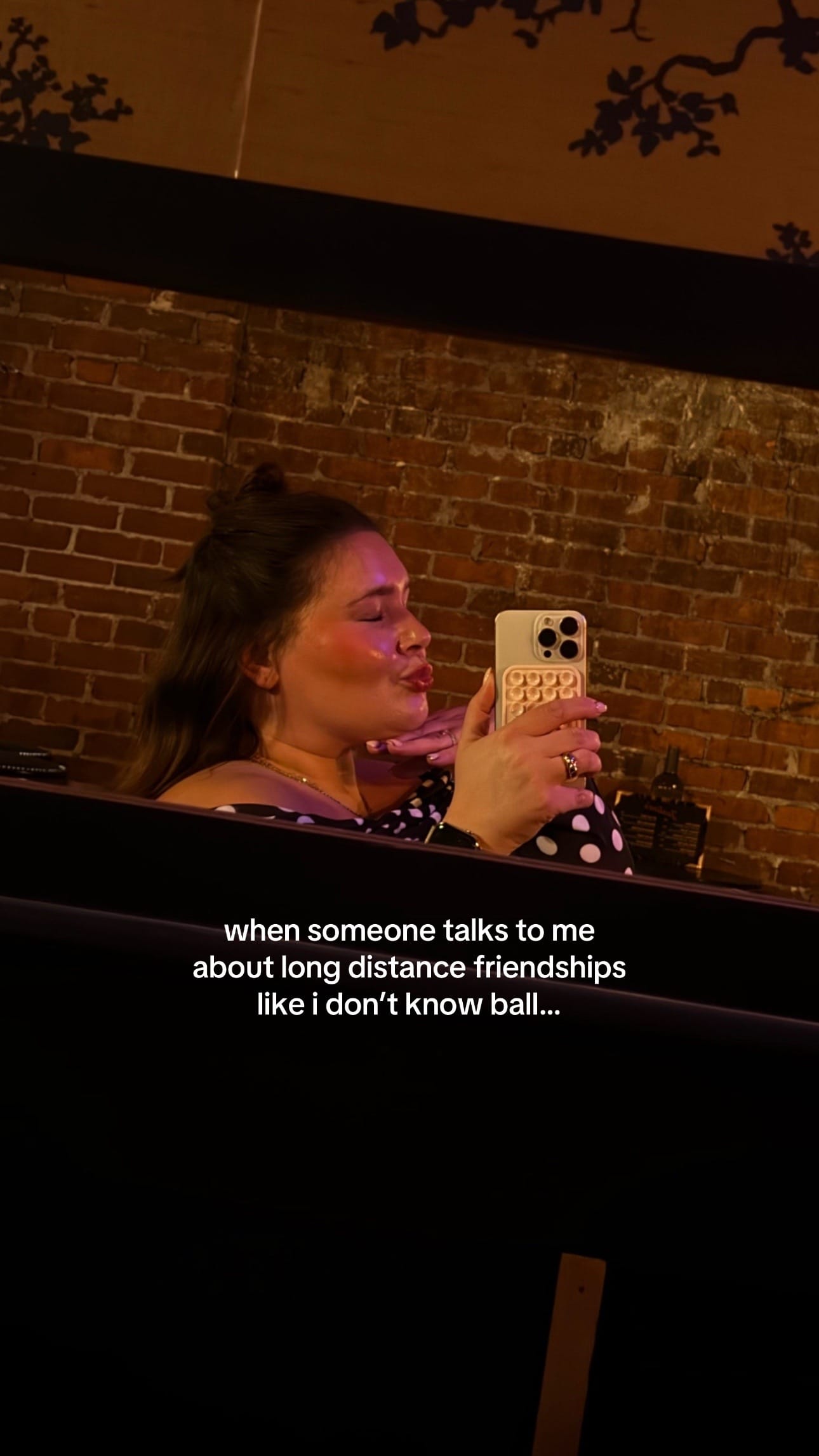 Post 6 by julia on TikTok (video)