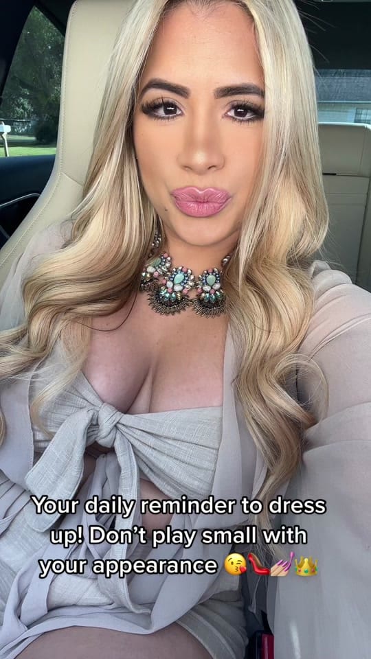 Post 10 by rachelalmanza on TikTok (video)