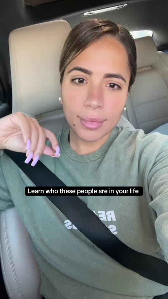 Post 6 by rachelalmanza on TikTok (video)