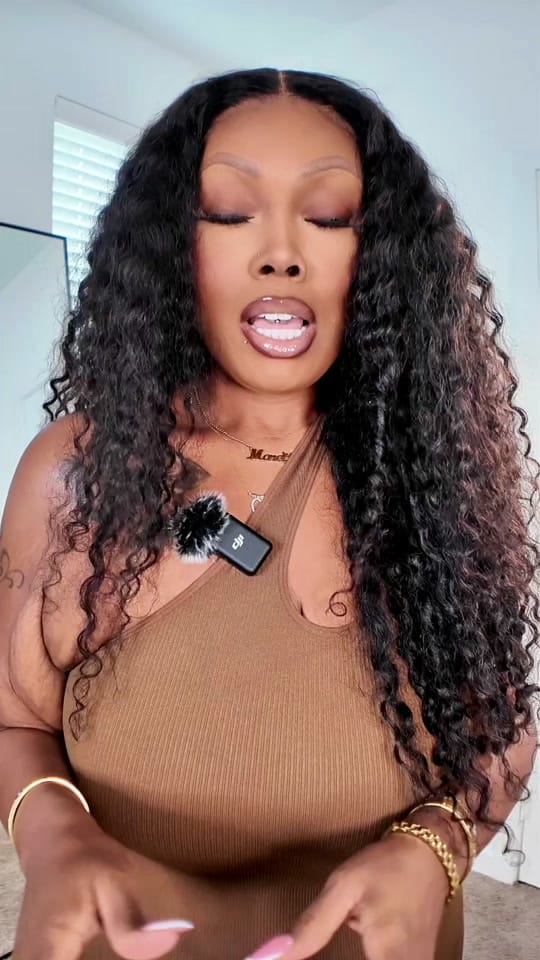 Post 8 by Mone’t on TikTok (video)