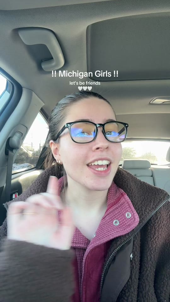 Post 4 by sydney :) on TikTok (video)