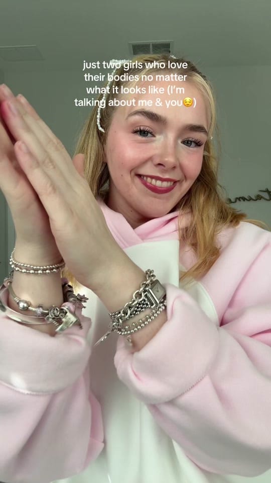 Post 9 by itscarolineelise on TikTok (video)