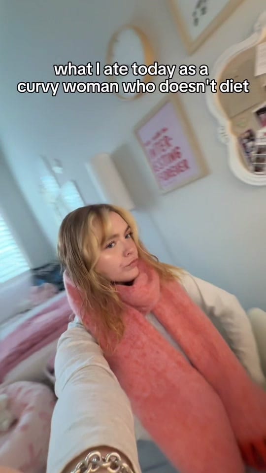 Post 6 by itscarolineelise on TikTok (video)