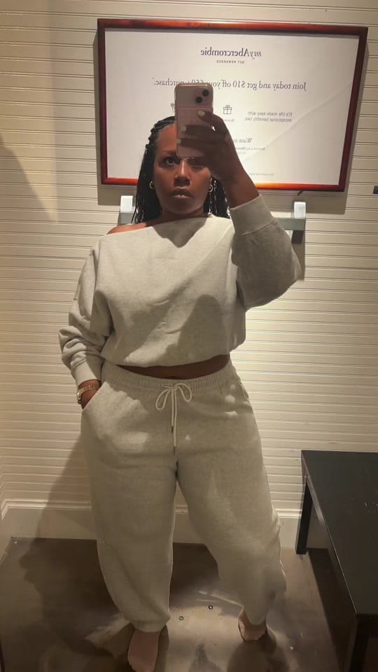 Post 2 by Kevia on TikTok (video)