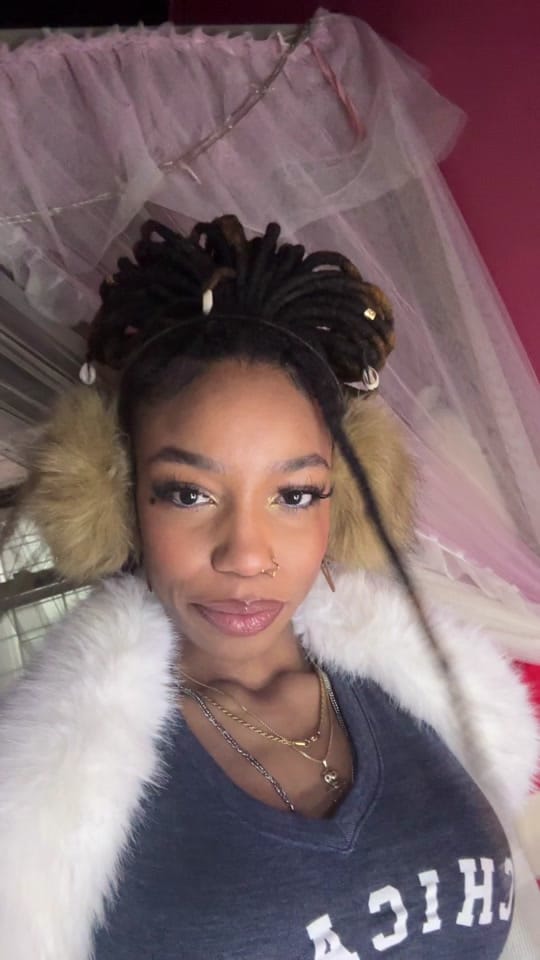 Post 7 by theeafrodesiacc on TikTok (video)