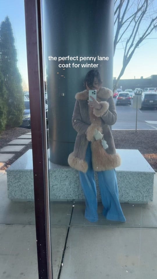 Post 4 by Fashion and outfit inspiration on TikTok (video)