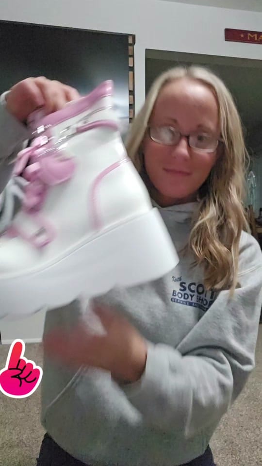 Post 3 by Shannon Asbury on TikTok (video)