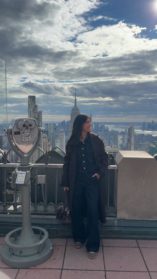 Post 4 by Ana Nava on TikTok (video)
