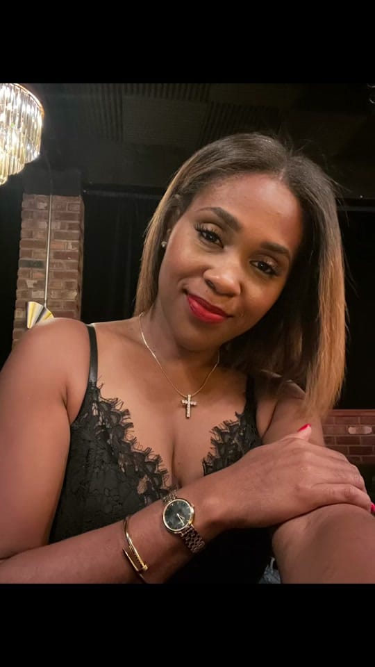 Post 1 by Sashas Kloset on TikTok (video)