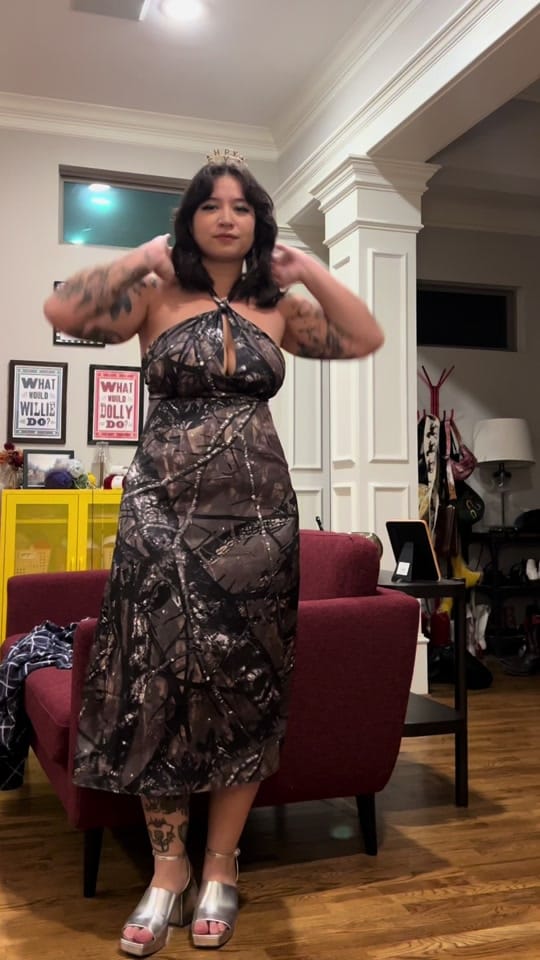 Post 5 by Sarah Lynn on TikTok (video)