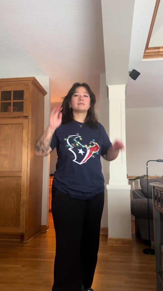Post 7 by Sarah Lynn on TikTok (video)