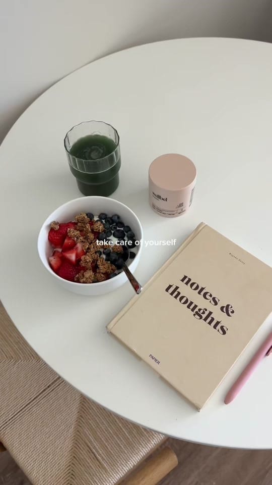 Post 2 by Rayana on TikTok (video)