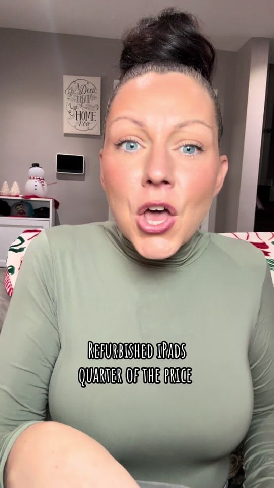 Post 10 by MeggyToomz on TikTok (video)