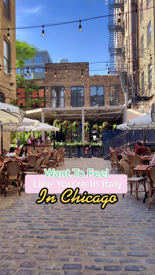 Post 9 by Rachel Moretti💋 Chicago Guide on TikTok (video)