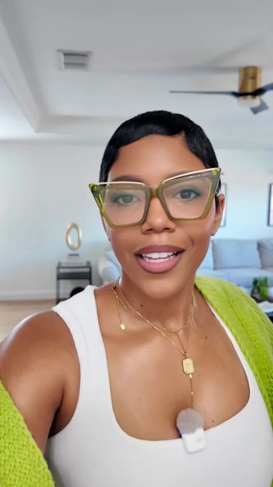 Post 7 by valeriecradd on TikTok (video)