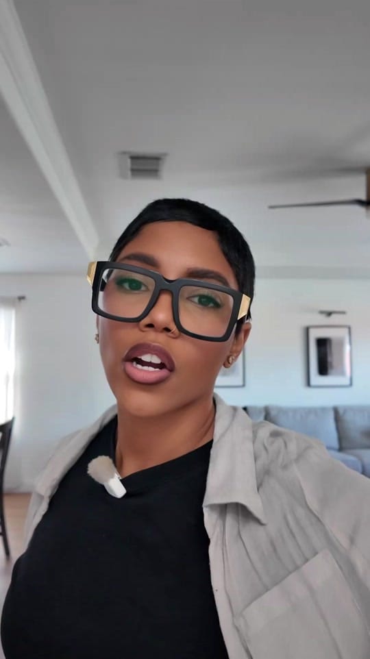 Post 3 by valeriecradd on TikTok (video)