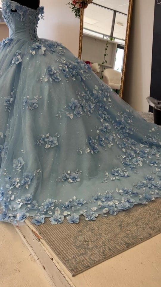 Post 10 by Thedresschapel on TikTok (video)