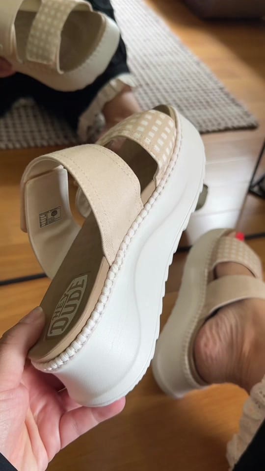 Post 7 by ItsAnnieBelle 🩷 on TikTok (video)