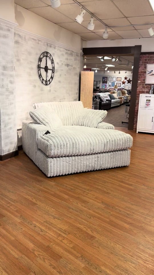 Post 8 by Coconis Furniture on TikTok (video)