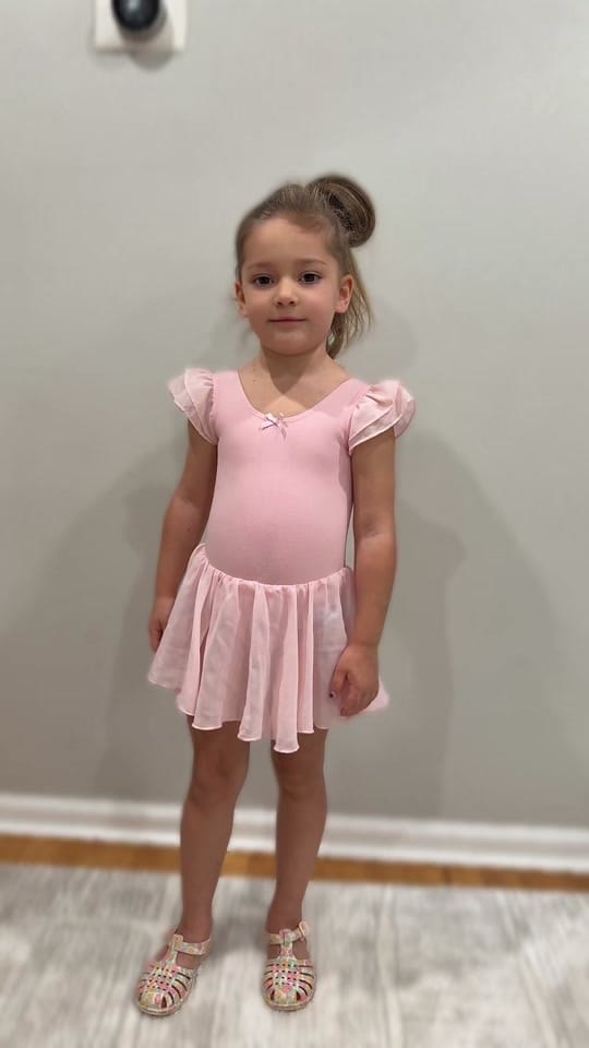 Post 4 by alisa.sofia.royal on TikTok (video)