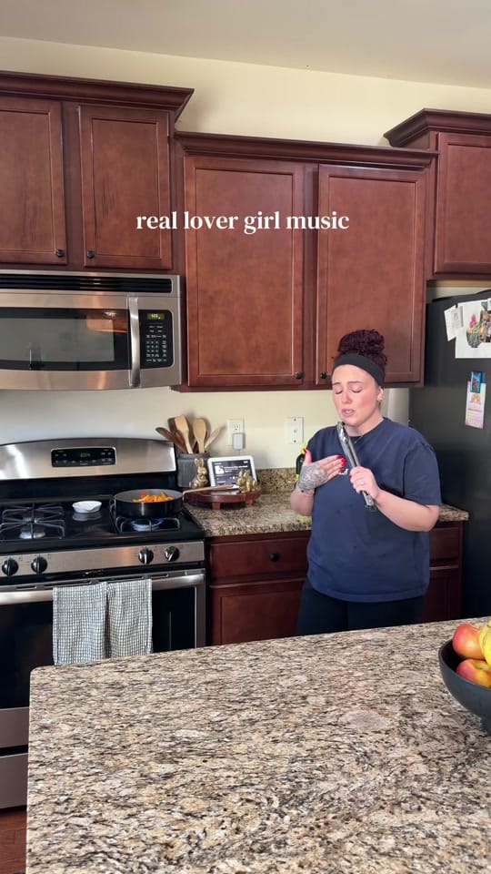 Post 2 by Kayla Penny on TikTok (video)