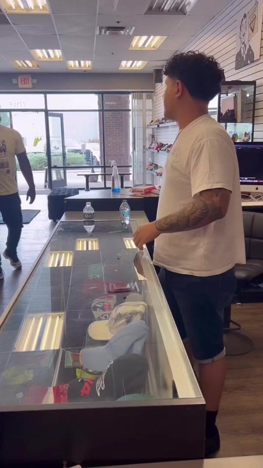 Post 9 by Sneakertalkllc on TikTok (video)