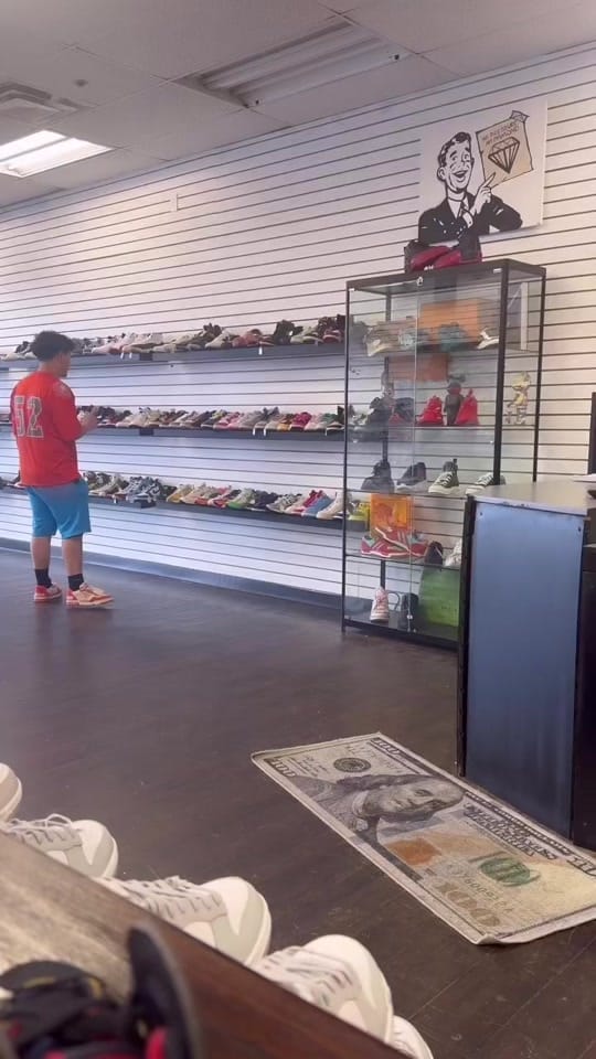 Post 6 by Sneakertalkllc on TikTok (video)
