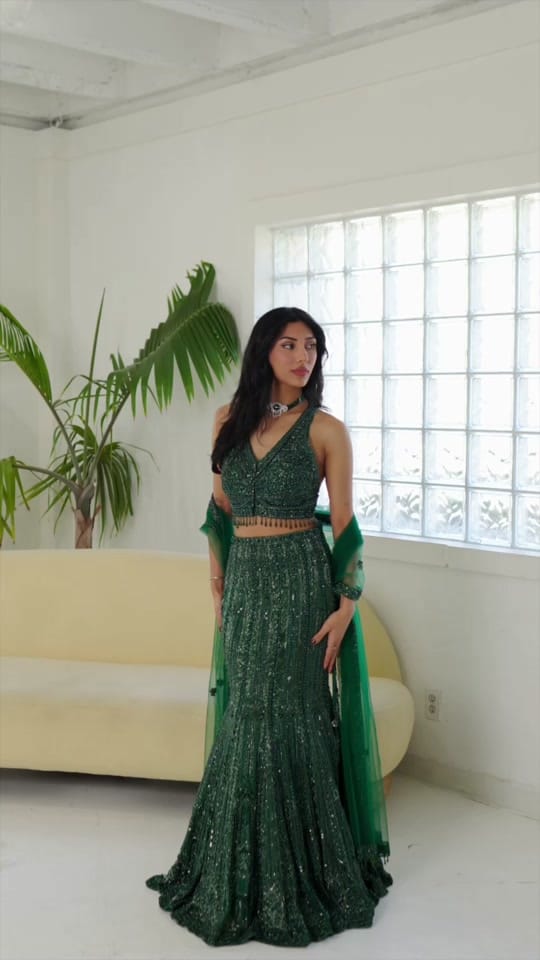 Post 7 by Almas Tejani on TikTok (video)