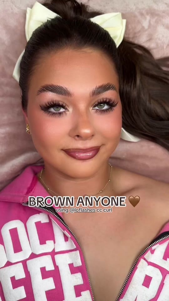 Post 9 by loflashes21 on TikTok (video)