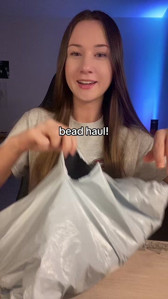 Post 6 by Vacey-Vee | Handmade Bracelets on TikTok (video)