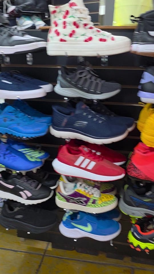 Post 9 by Estilo Americano/ Zapatos on TikTok (video)