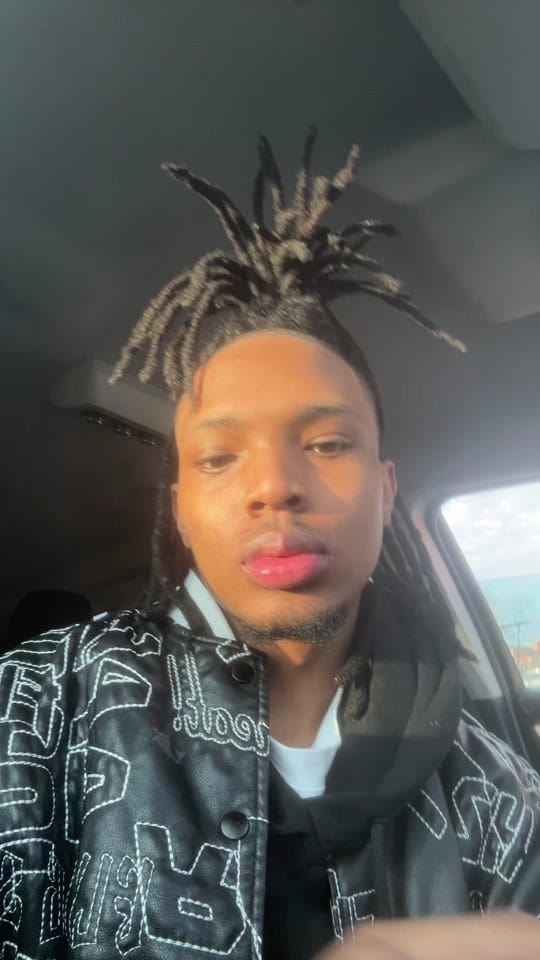 Post 3 by Kenny Storey on TikTok (video)