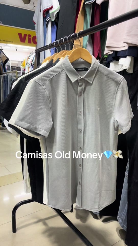 Post 7 by Rossini.store on TikTok (video)