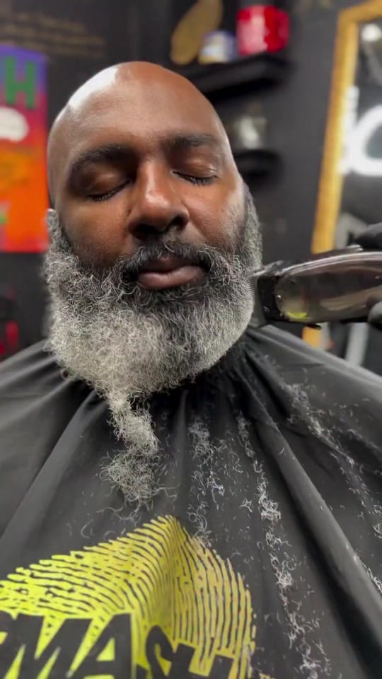Post 4 by Smash Tha Legend on TikTok (video)