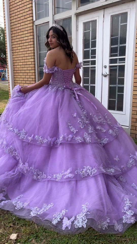 Post 7 by Galdinasdresses on TikTok (video)