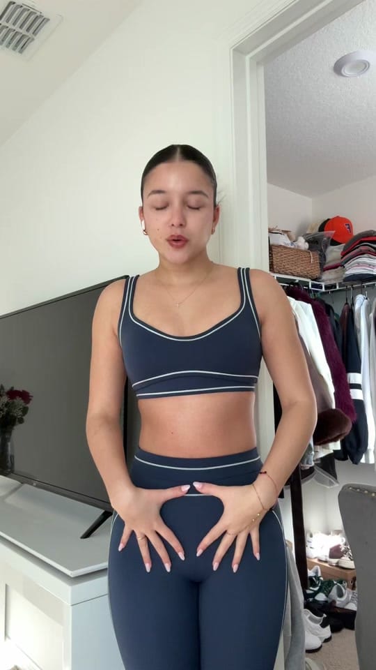 Post 9 by ari🍒💋 on TikTok (video)