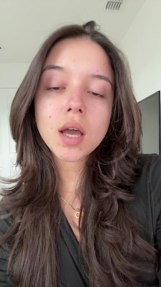 Post 5 by ari🍒💋 on TikTok (video)