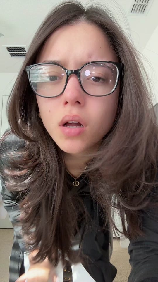 Post 3 by ari🍒💋 on TikTok (video)