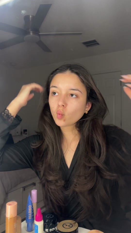 Post 8 by ari🍒💋 on TikTok (video)