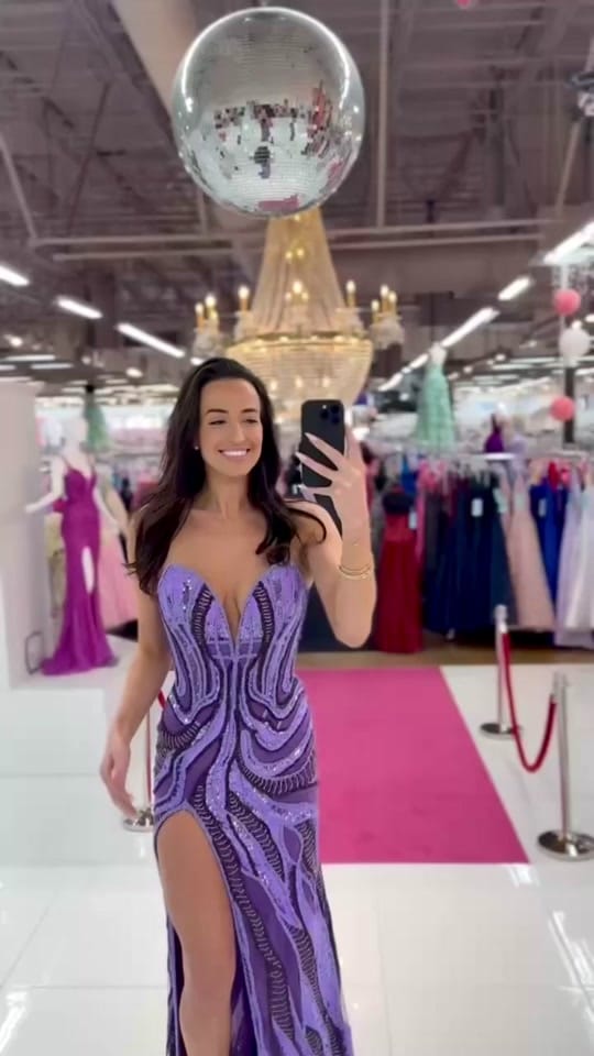 Post 3 by WhatchamaCallit Boutique on TikTok (video)